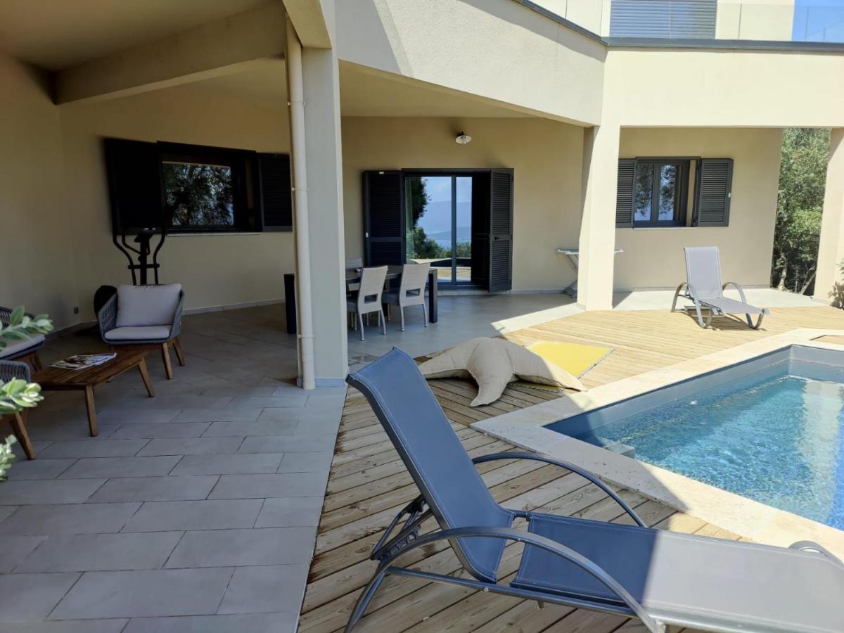 Licciola Apartment *